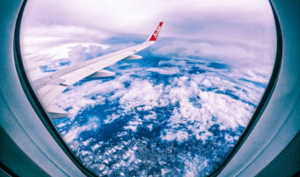 9 Façons Simples de Rendre Votre Expérience de Vol Plus Fluide, Selon les Hôtesses de l'Air