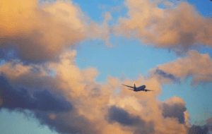 Cette compagnie aérienne Introduit une Option de Siège Séparé pour les Femmes : Une Première Historique