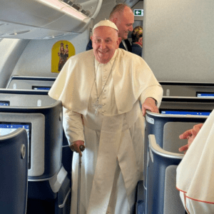 Le Pape François Entame le Plus Long Voyage de Son Pontificat