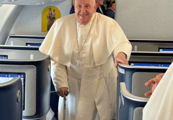 Le Pape François Entame le Plus Long Voyage de Son Pontificat