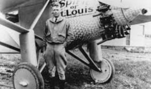 Quel est le premier vol commercial à avoir traversé l'Atlantique ?