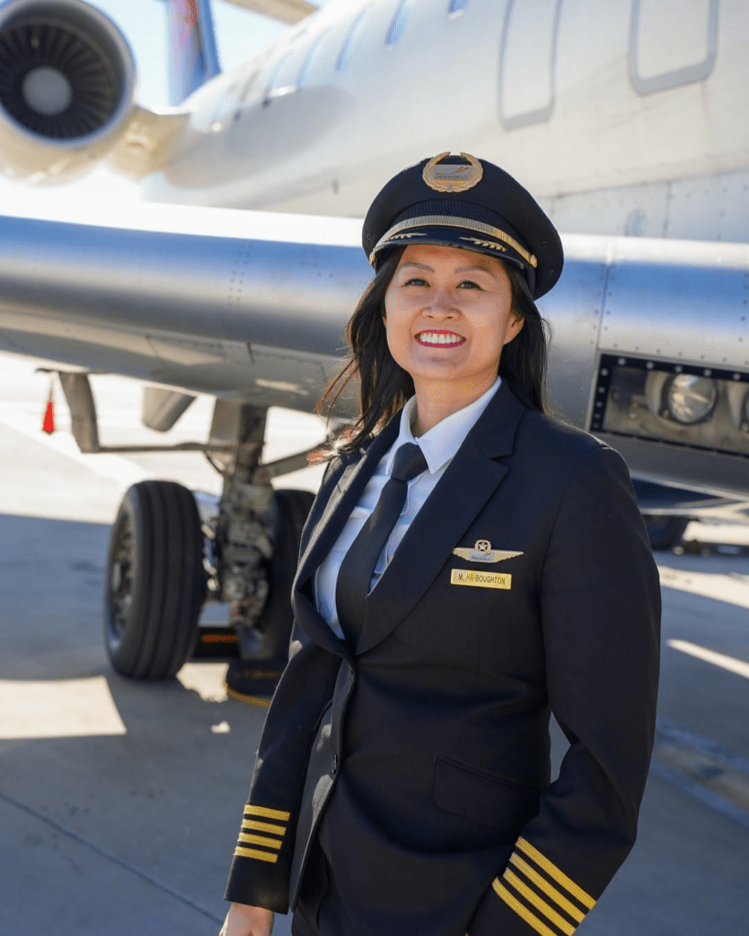 Du Poste d'Hôtesse de l'Air (PNC) au Siège de Commandant de Bord : L’Histoire Inspirante de Ming Ai Hii-Boughton