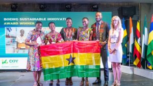 Boeing récompense une équipe de filles du Ghana avec le Prix de l'Innovation Durable