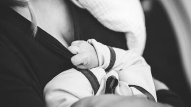 Des salles d’allaitement privées à l’aéroport d’Alger : une avancée majeure pour les jeunes familles