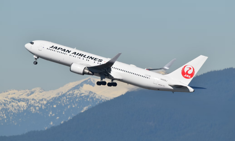 Japan Airlines modernise sa flotte domestique avec de nouvelles commandes de Boeing 737 MAX 8 et Airbus A321neo