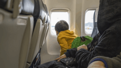 Casque anti-pression bébé en avion : bien choisir