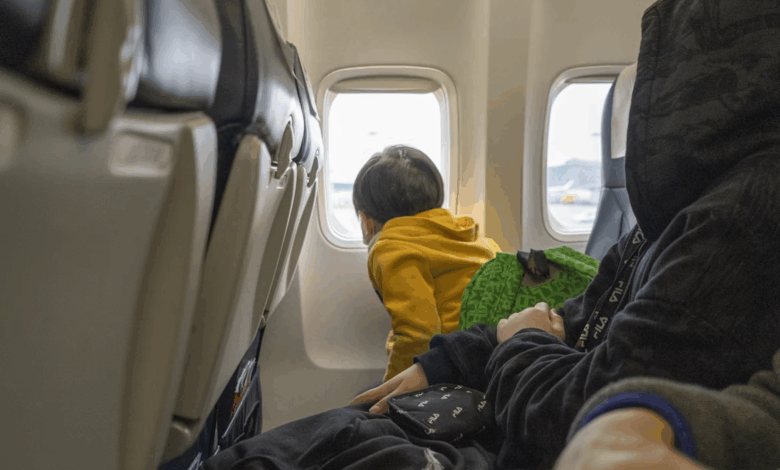 Casque anti-pression bébé en avion : bien choisir